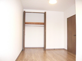 Living and room. Flooring is a new article