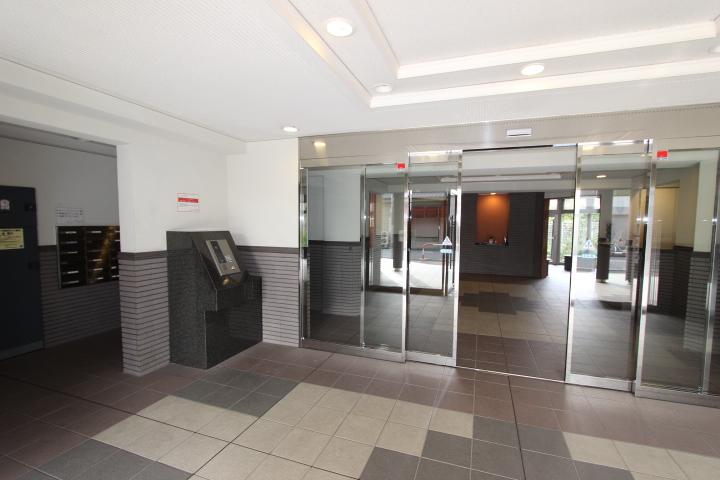 lobby. Common areas