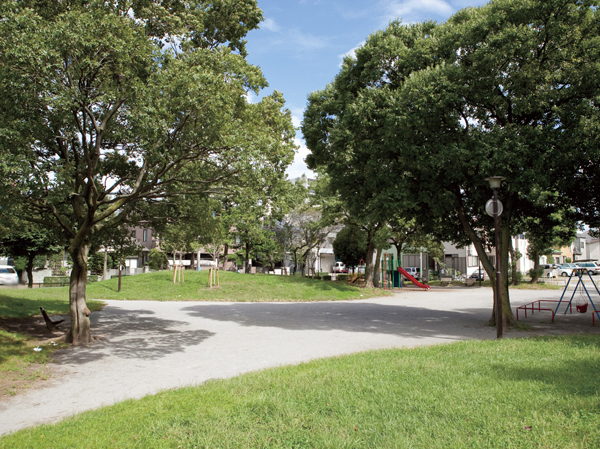 Surrounding environment. Takano park (about 20m ・ 1-minute walk)
