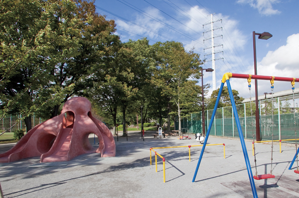 "Uwanumata East Park" (6-minute walk / About 450m)