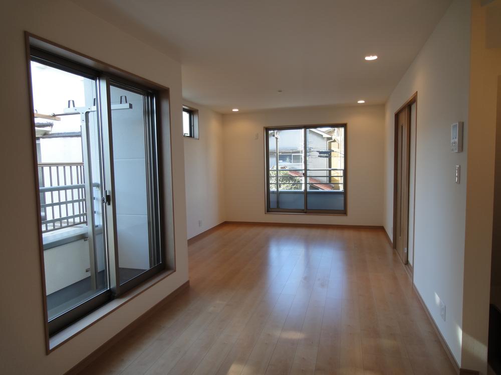 Living. 18.1 Pledge of spacious LDK