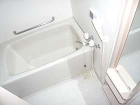 Bath. With reheating hot water supply