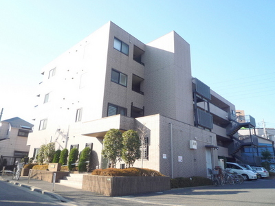 Building appearance. There is free parking on site