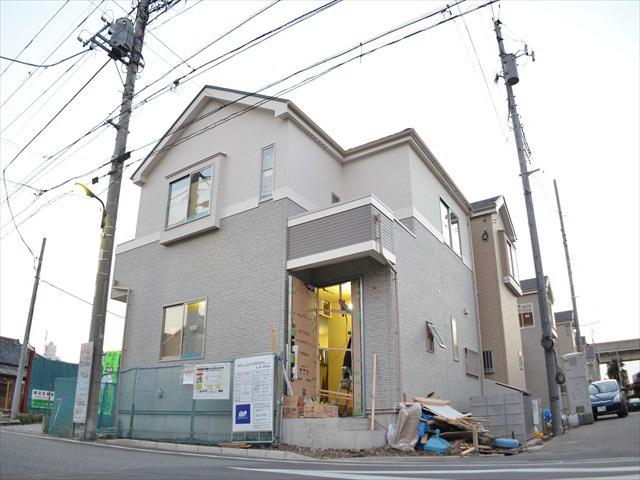 Local appearance photo. Toneri Station 2-minute walk