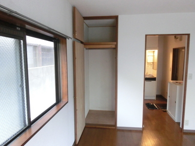 Receipt. Housed two places equipped