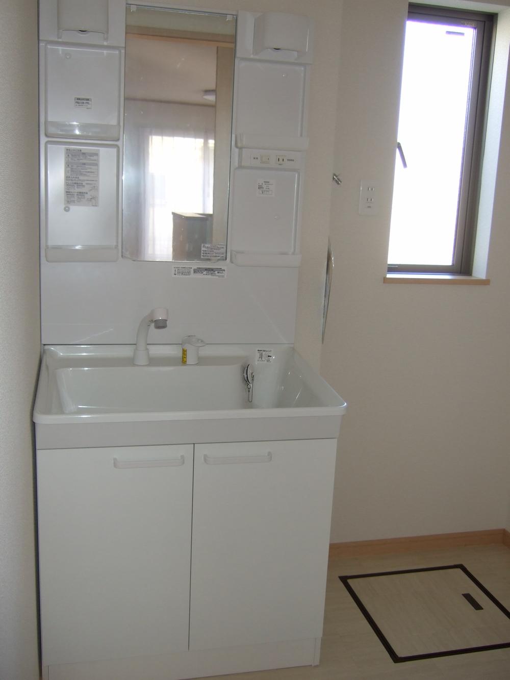 Wash basin, toilet. Same specifications