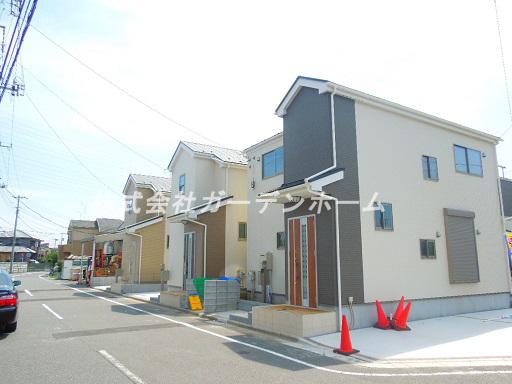 Local appearance photo. Dignified appearance