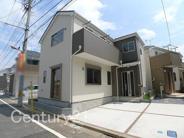 Local appearance photo. 8 Building