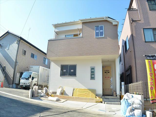 Local photos, including front road