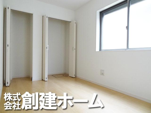 Non-living room. Osamu Pay Yutaka wealth Such is the floor plan