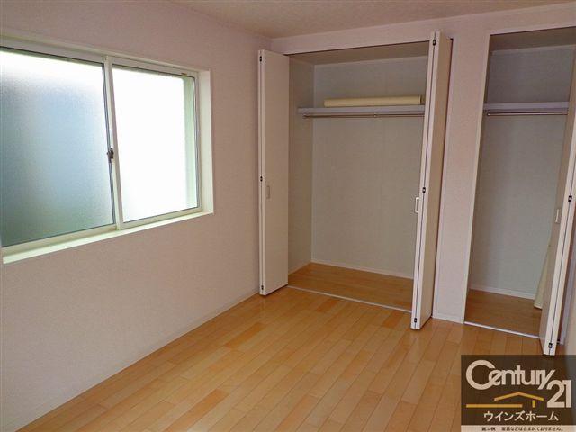 Same specifications photos (Other introspection). Construction example Western-style