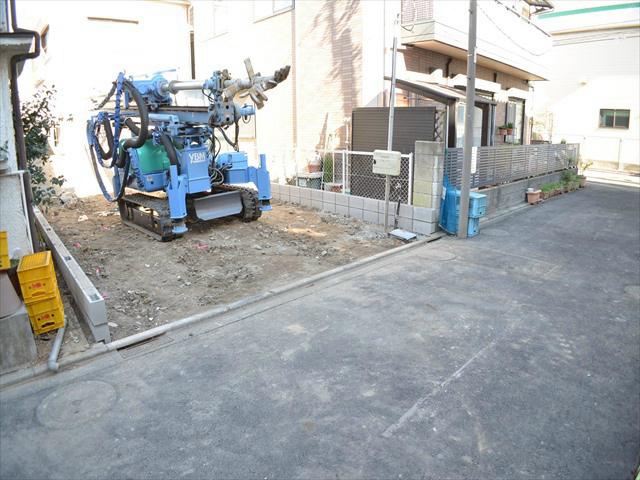 Local appearance photo. Facing the south road