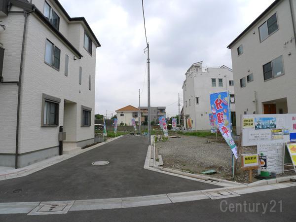 Local photos, including front road