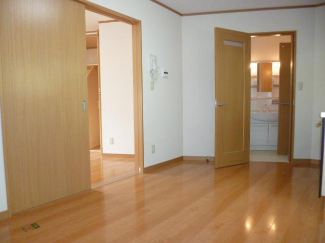 Other room space. dining