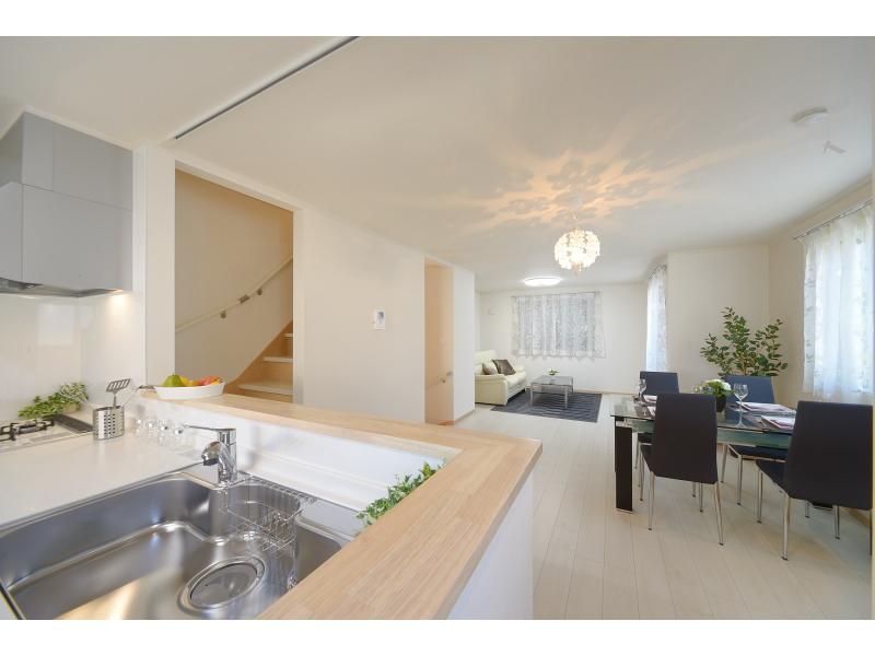 Living. Building 2 LDK