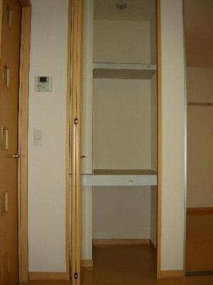 Receipt.  ◆ LDK storage (inverted) ◆ 