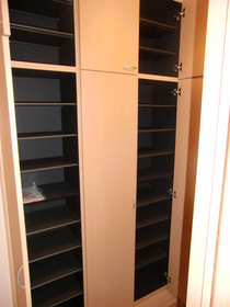 Entrance.  ◆ Thor type shoe box ◆ 