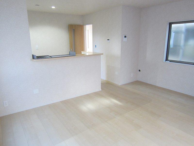 Living. 18 Building living