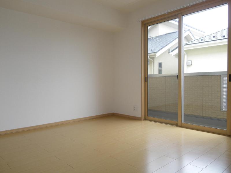 Living and room. Western-style 1