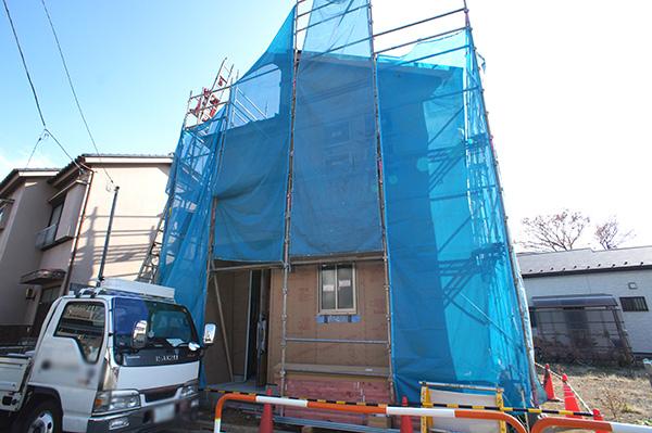 Local appearance photo. Local (12 May 2013) Shooting