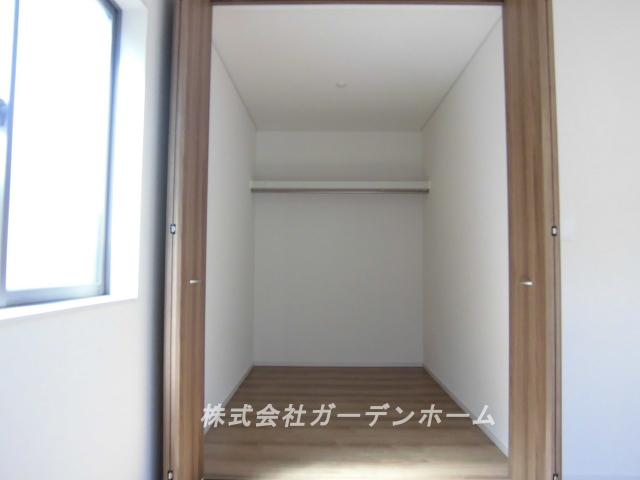 Model house photo.  ■ Walk-in closet ■ 