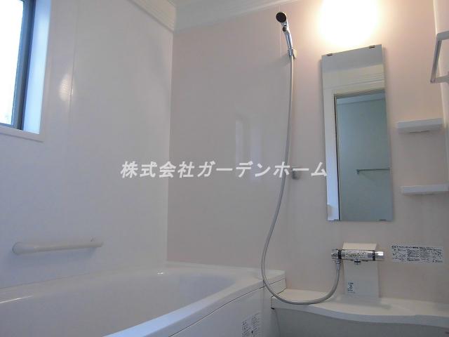 Model house photo.  ■ Hitotsubo bus to heal fatigue of the day ■ 