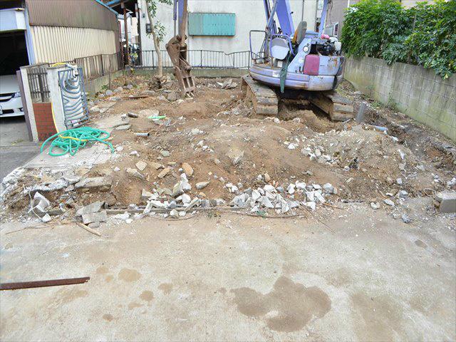 Local appearance photo. Yes Car space