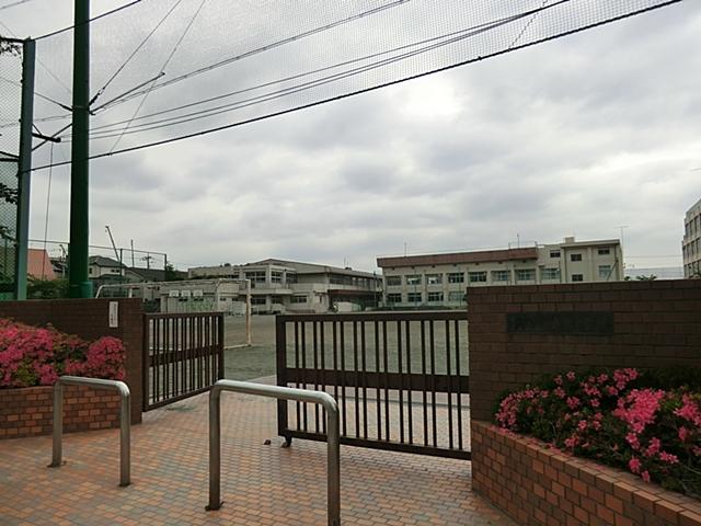 Junior high school. 350m to Adachi-ku, Tatsuhigashi Shimane Junior High School