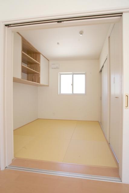 Model house photo. Example of construction Japanese-style room