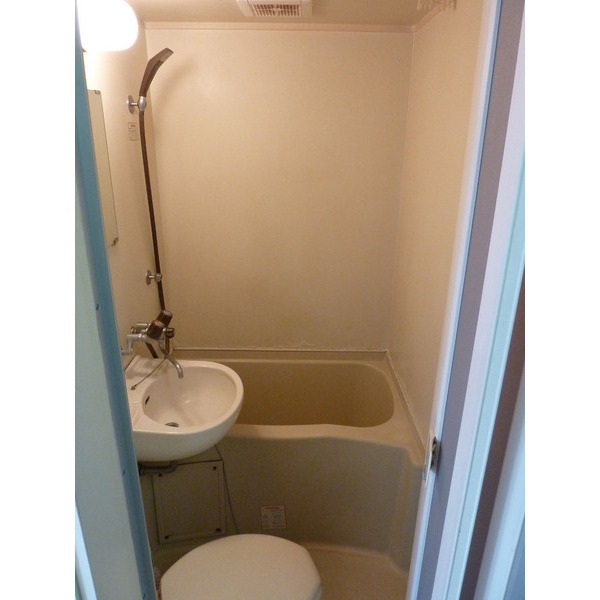 Other. bus ・ toilet