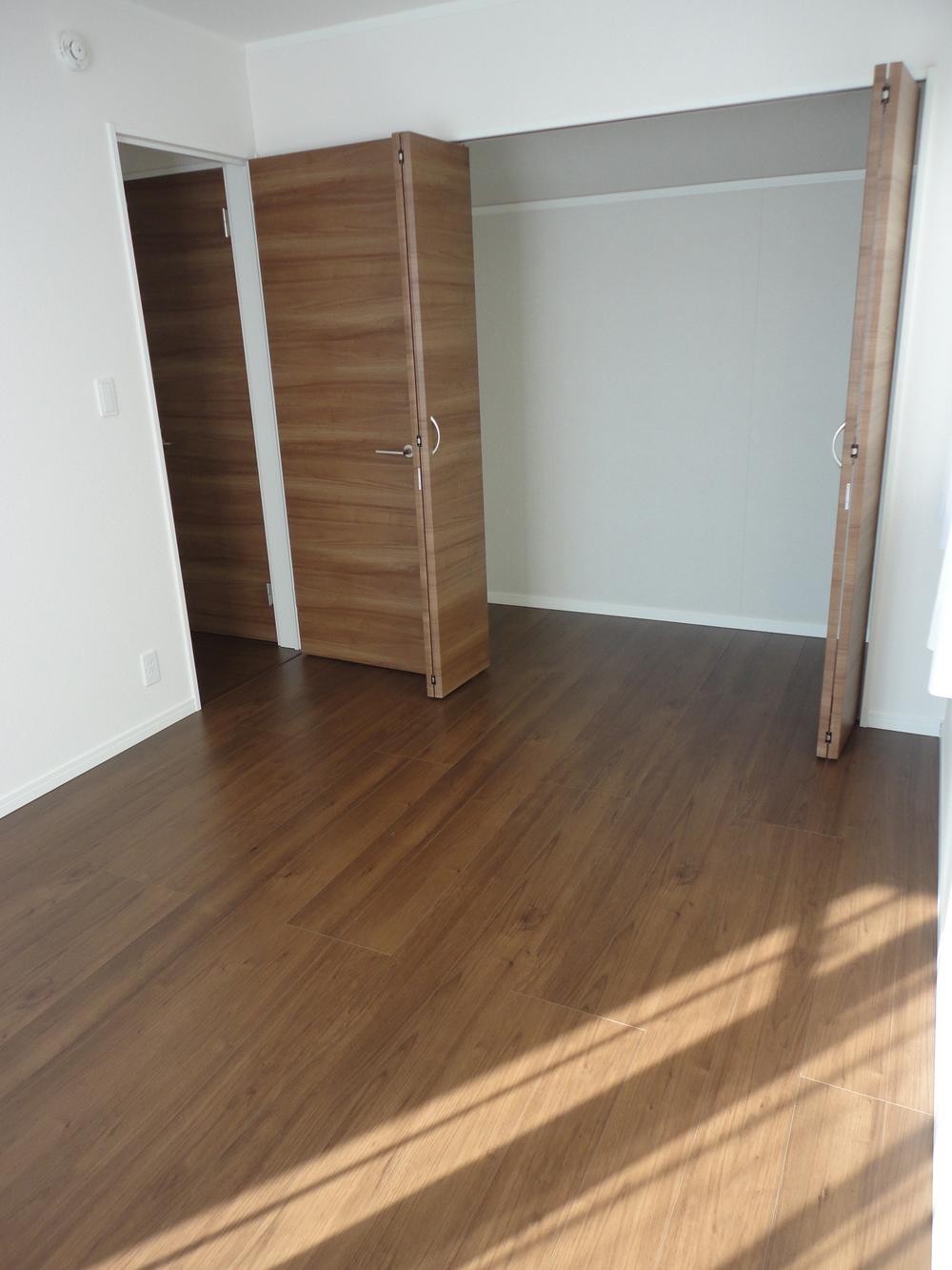 Non-living room. G Building