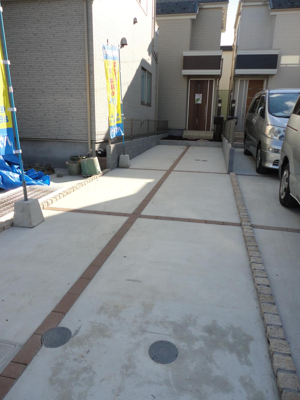 Parking lot. G Building