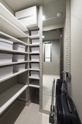 Umbrella nor shoes Maeru spacious SIC, You can show the entrance and clean