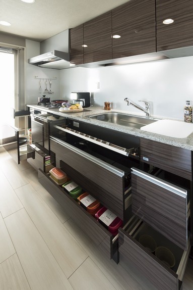 Rapid retrieval also closed in the back, All slide storage