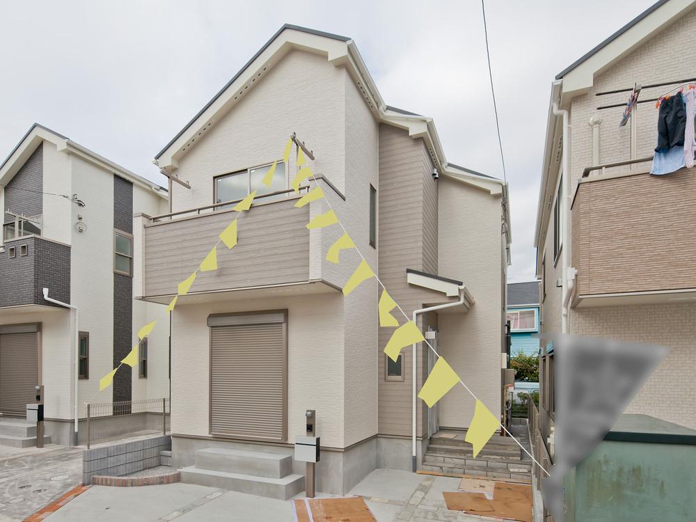 Local appearance photo. Local (11 May 2013) Shooting