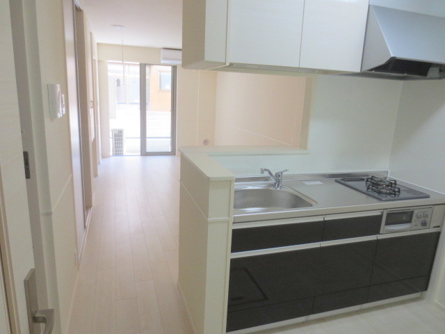 Kitchen. Counter kitchen the conversation is lively