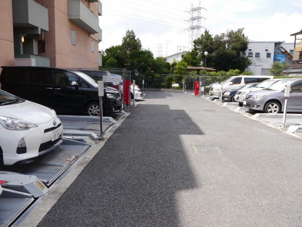 Parking lot