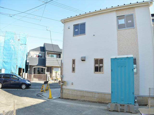 Local photos, including front road