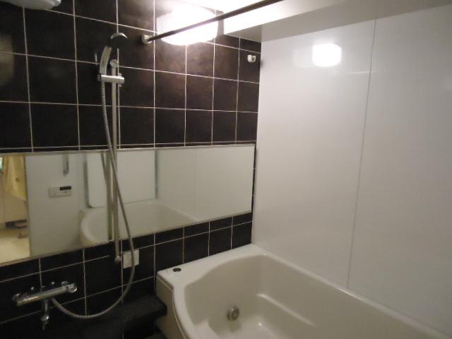 Bathroom. Indoor (10 May 2013) Shooting ※ Household goods in the photograph published ・ Furnishings, Not included in the listing price.