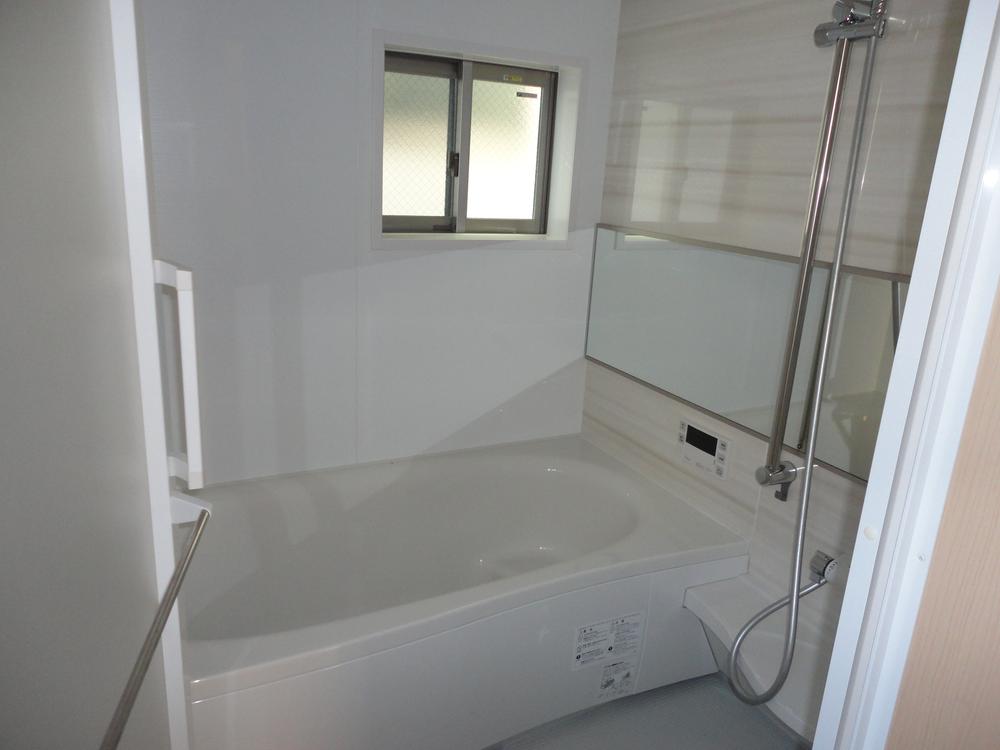 Bathroom. Indoor (11 May 2013) Shooting