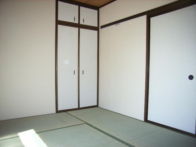 Other room space. Japanese-style room 2