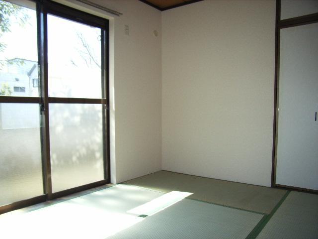 Living and room. Japanese-style room 1