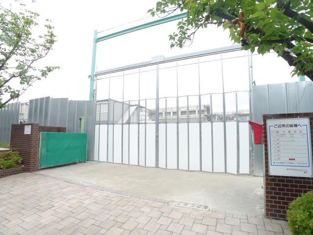 Primary school. 747m to Adachi Ward Motoki elementary school (elementary school)