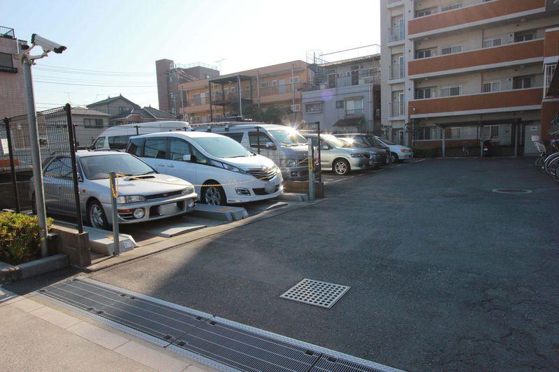 Parking lot
