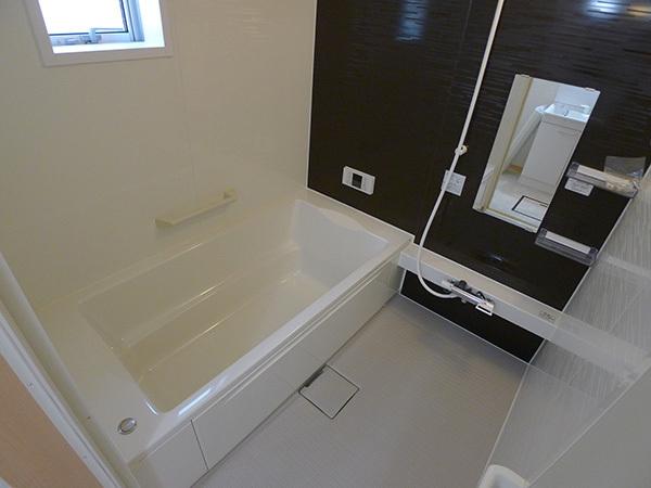 Bathroom. Spacious bathroom with the children enjoy the bath time