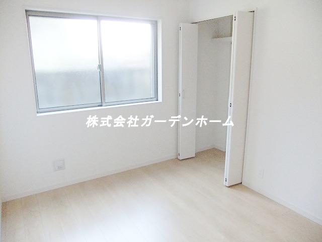 Non-living room. 2013/10