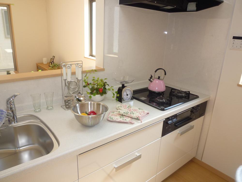 Same specifications photo (kitchen). Same specifications