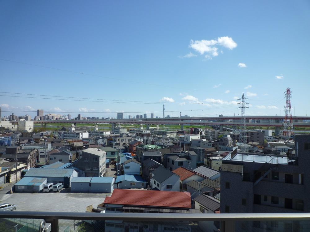 View photos from the dwelling unit. View from local (April 2013) Shooting