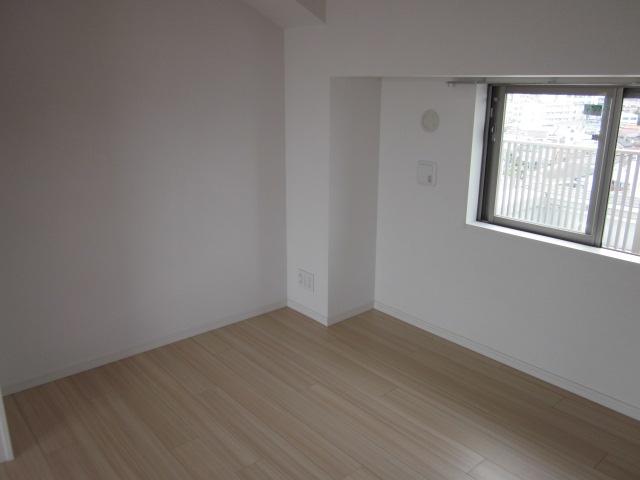 Non-living room. Indoor (July 2013) Shooting