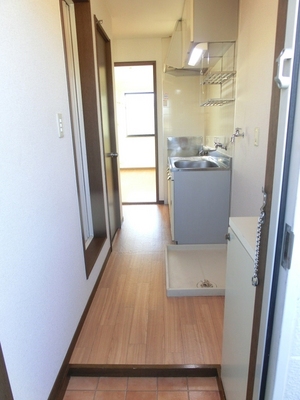 Entrance. This is the feeling I opened the front door!